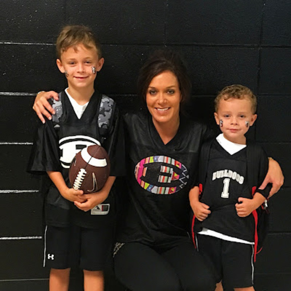 Meet your Posher, Emily - Picture 1 of 1